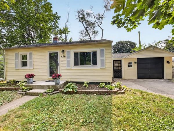 620 Hollis Avenue, Ypsilanti Twp, MI 48198