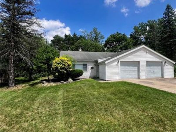 219 Odoherty Road , Brighton, MI 48116