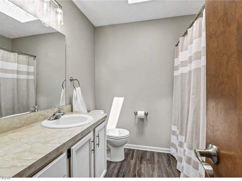 5609 Ely Vista Drive , Parma, OH 44129 Photo 23