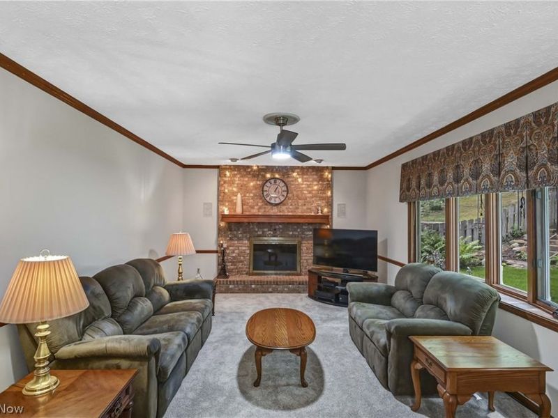 5609 Ely Vista Drive , Parma, OH 44129 Photo 3