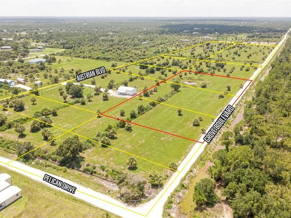 7074 GROVE BOULEVARD , PUNTA GORDA, FL 33982