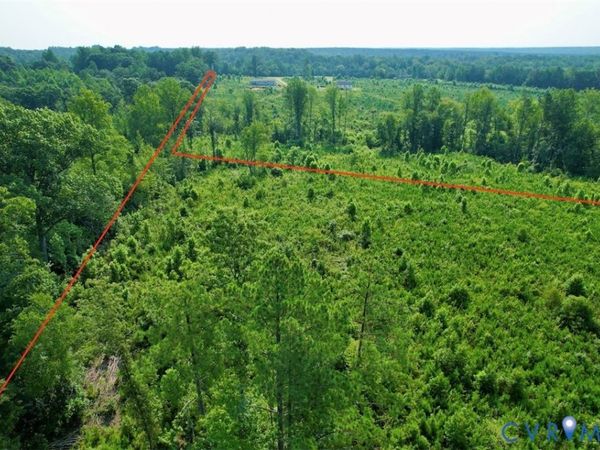 5211 Indian Oak Road, Crewe, VA 23930