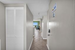 5806 N Ocean Blvd.  photo 4