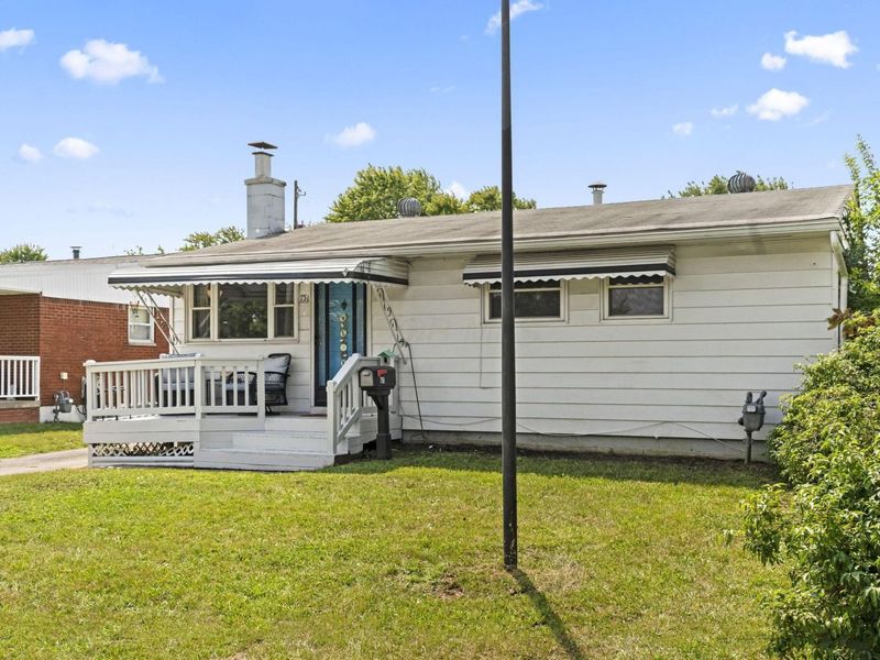 751 Harwood Drive, Columbus, OH 43228 Photo 4