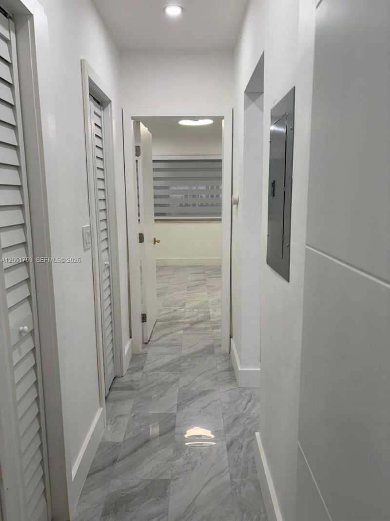 6896 Abbott Ave, Unit 6B, Miami Beach, FL 33141 Photo