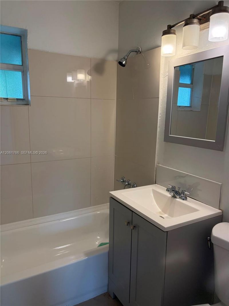 2183 NW 91st St, Unit A, Miami, FL 33147 Photo