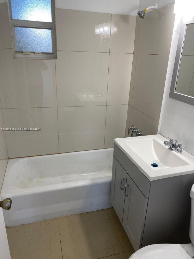2181 NW 91st St, Unit A, Miami, FL 33147 Photo