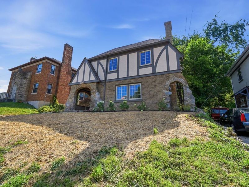 6514 Tyne Avenue, Cincinnati, OH 45213 Photo 2