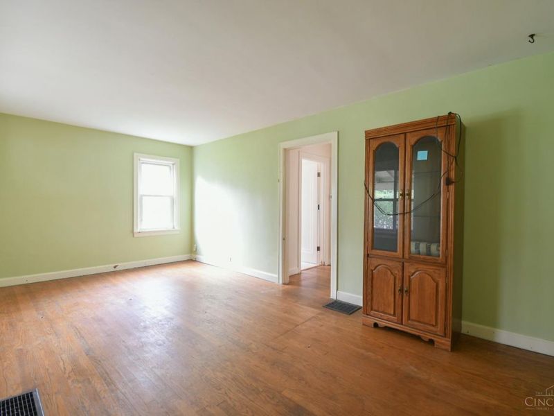 84 Hereford Street, Cincinnati, OH 45216 Photo 12