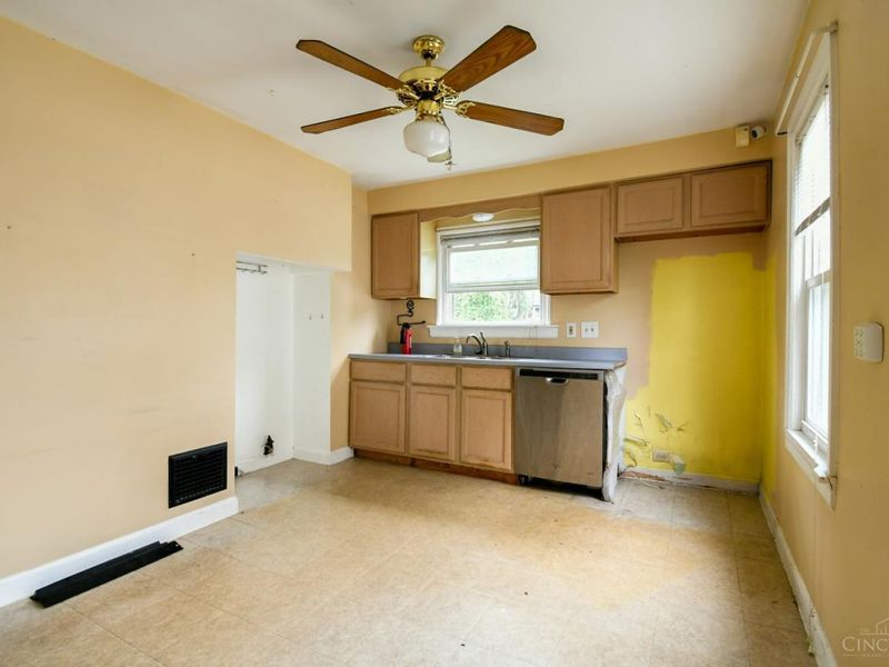 84 Hereford Street, Cincinnati, OH 45216 Photo 25