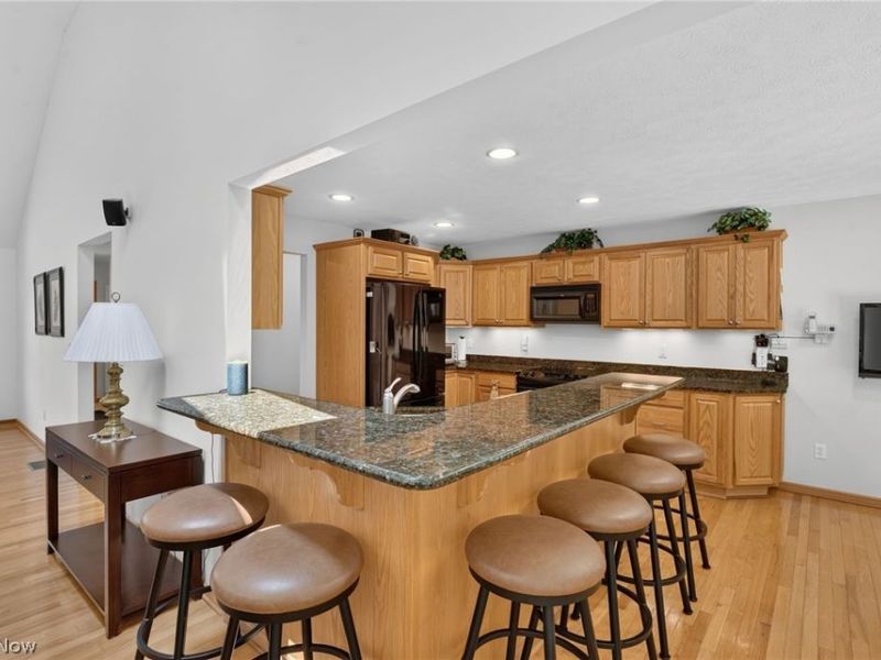 6575 Ruth Drive , Seven Hills, OH 44131 Photo 10