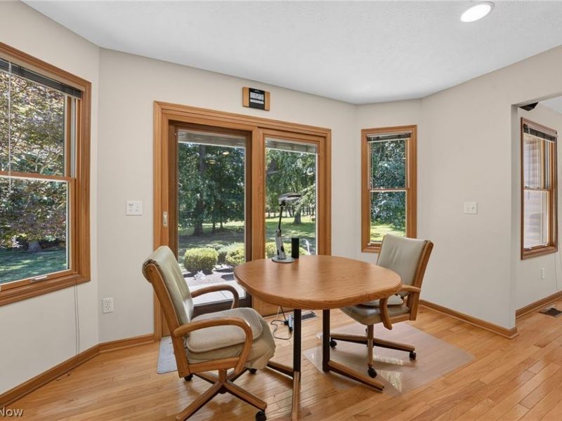 6575 Ruth Drive , Seven Hills, OH 44131 Photo 12