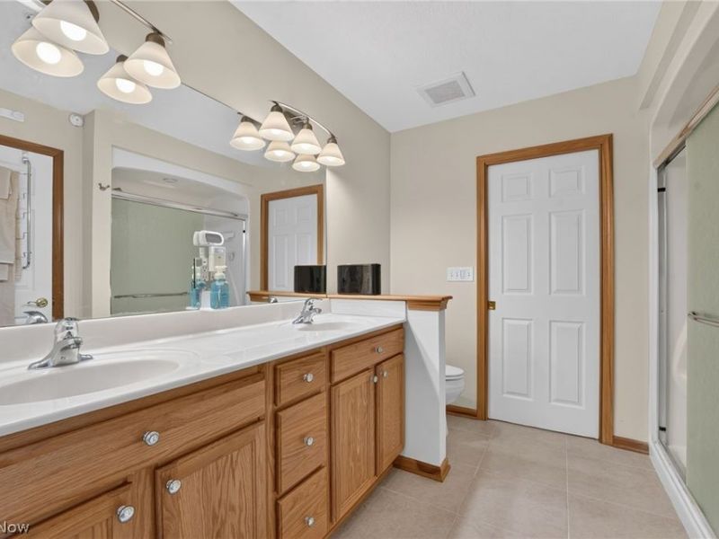 6575 Ruth Drive , Seven Hills, OH 44131 Photo 27