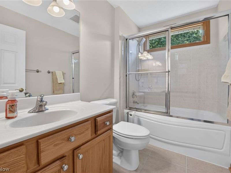 6575 Ruth Drive , Seven Hills, OH 44131 Photo 31