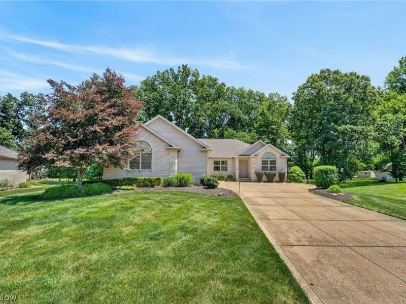 6575 Ruth Drive , Seven Hills, OH 44131 Photo 4