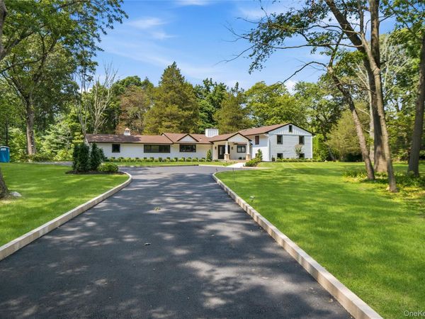 31 Saw Mill Road , Cold Spring Harbor, NY 11724