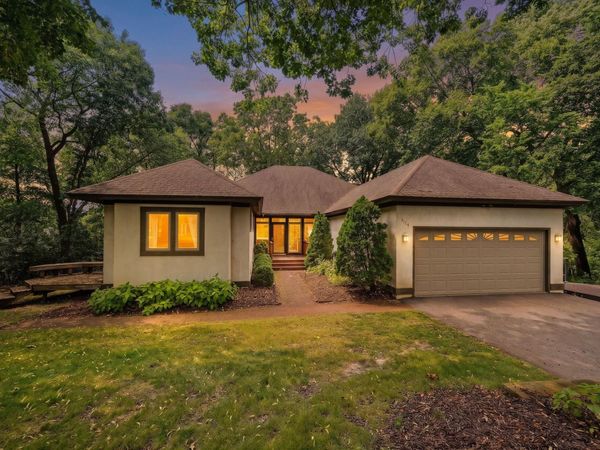 3114 County Road 101 S, Wayzata, MN 55391