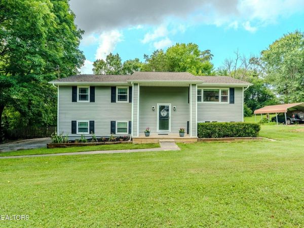 10809 Ashford Drive, Knoxville, TN 37934