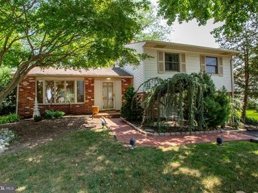 527 CEDARBROOK ROAD, SOUTHAMPTON, PA 18966