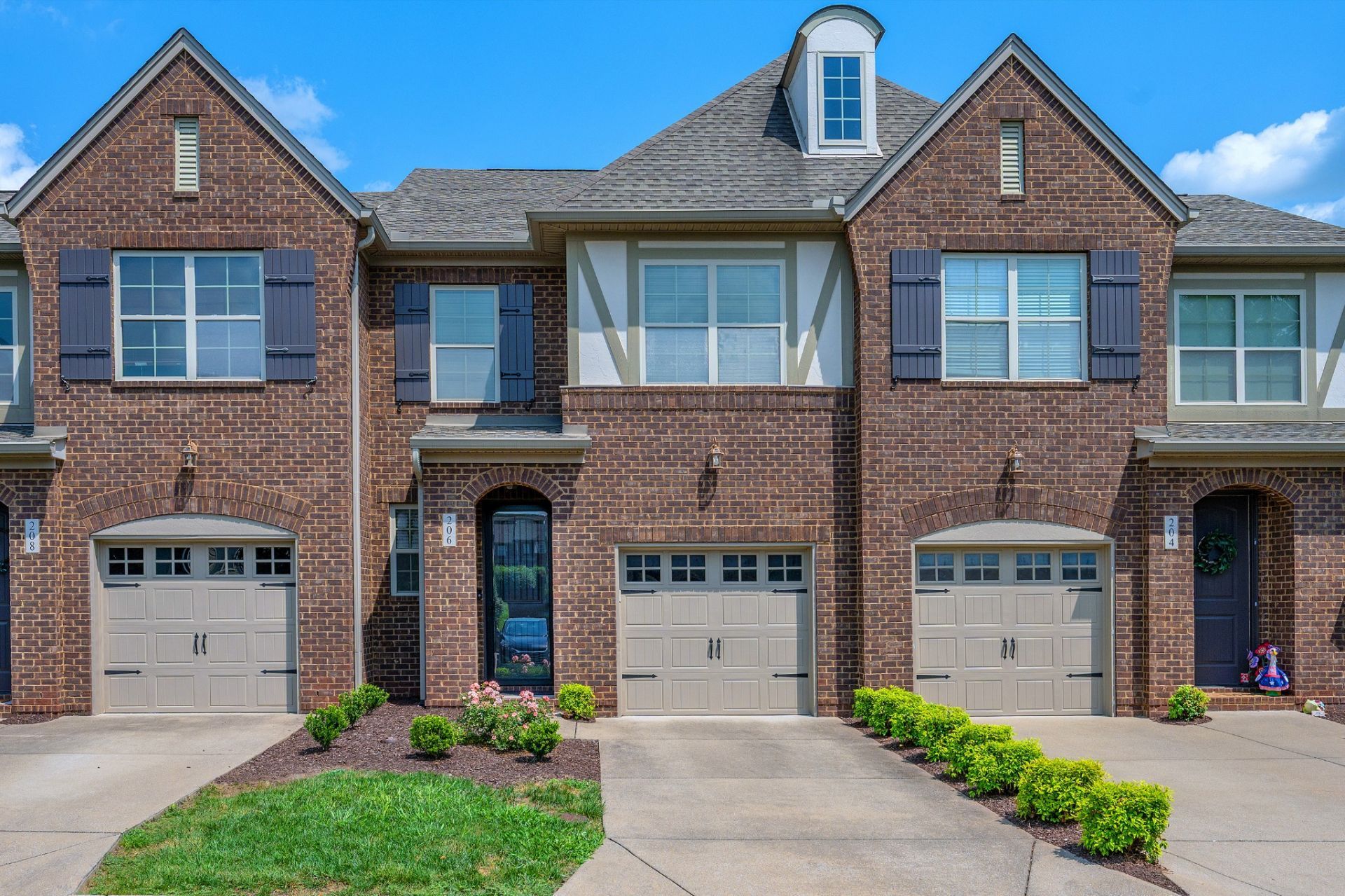 206 Bridge Mill Dr, Mount Juliet, TN 37122 Main Photo