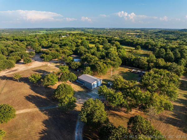 106082 N 3810 Street , Okemah, OK 74859