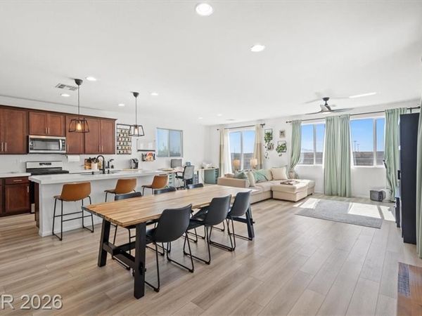4764 Cactus Sun Lane, North Las Vegas, NV 89031
