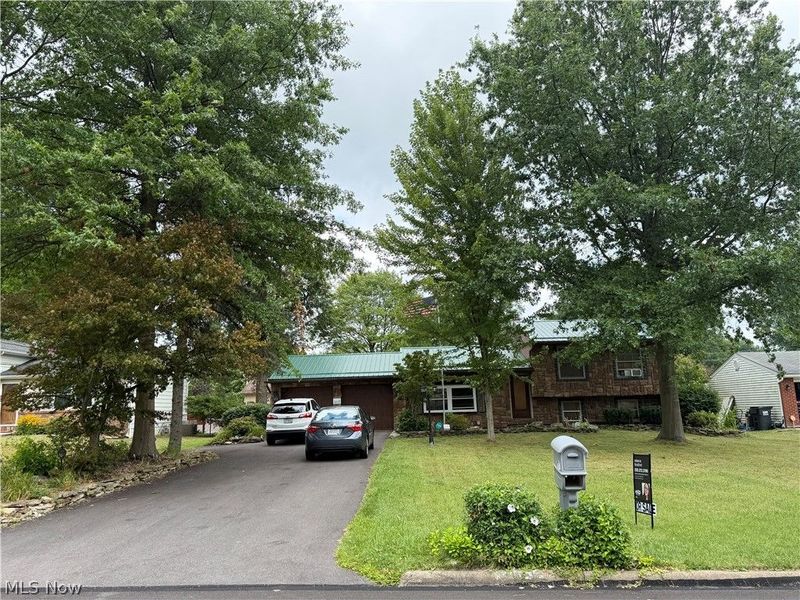 1921 Birch Trace Drive, Austintown, OH 44515 Photo 1