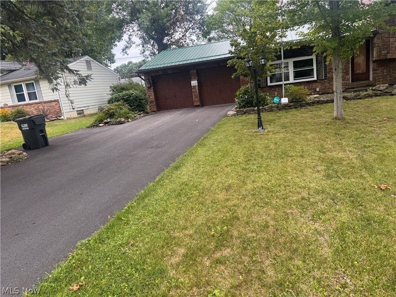 1921 Birch Trace Drive, Austintown, OH 44515 Photo 2