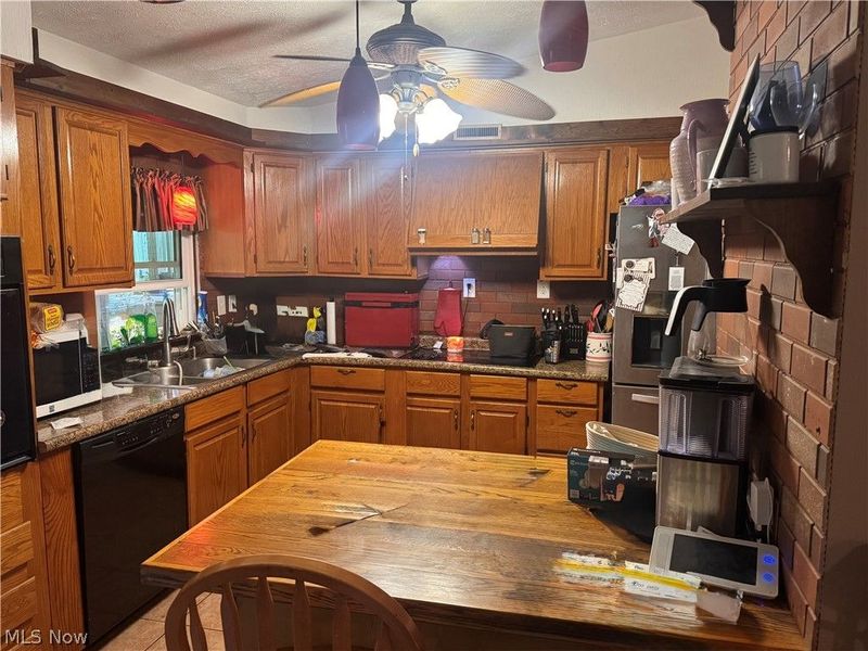 1921 Birch Trace Drive , Austintown, OH 44515 Photo 6