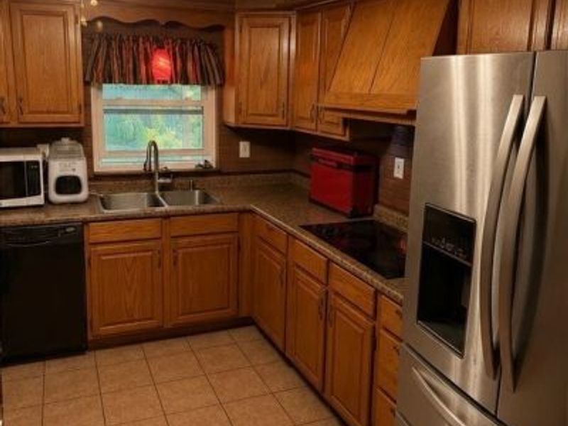 1921 Birch Trace Drive, Austintown, OH 44515 Photo 9