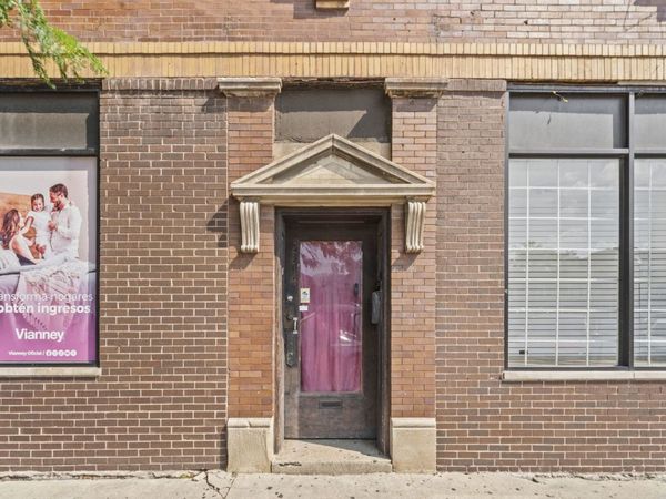 5714 W Cermak Road, Unit 2E, Cicero, IL 60804