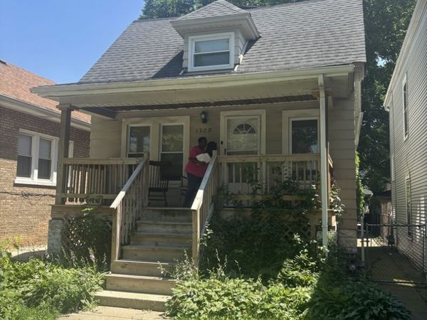 1329 MAPLE Avenue , Berwyn, IL 60402