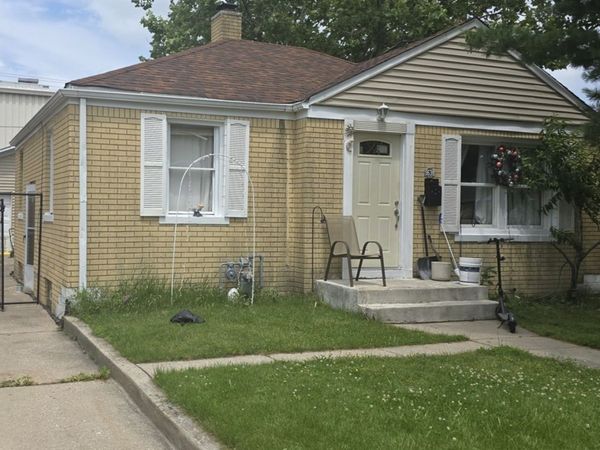 9638 REEVES Court , Franklin Park, IL 60131