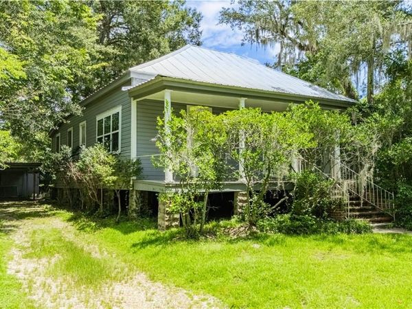 614 E INDEPENDENCE Street , Covington, LA 70433