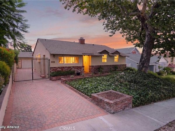 742 Irving, Burbank, CA 91504