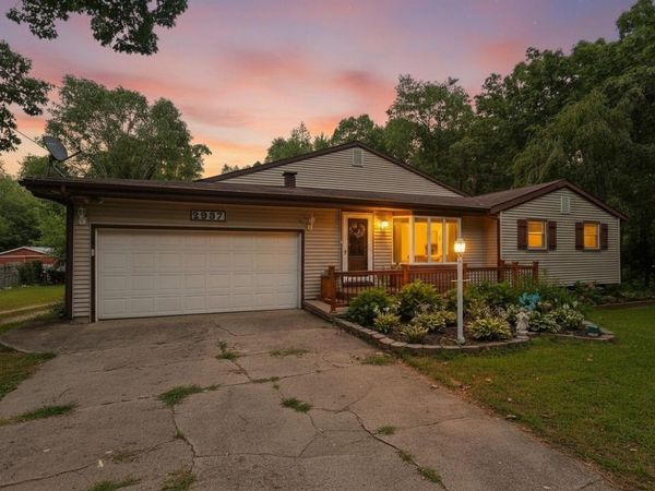 2937 S 13th Street, Niles, MI 49120