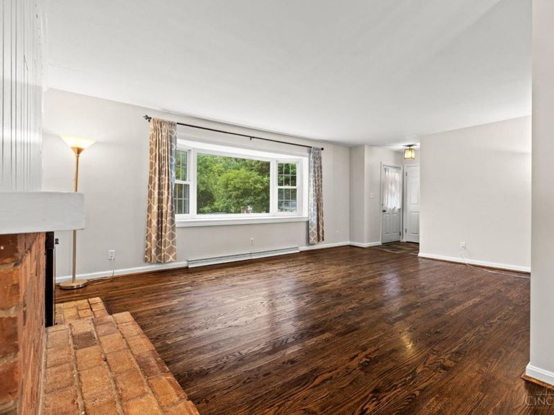 682 Milford Hills Drive, Miami Twp, OH 45150 Photo 6