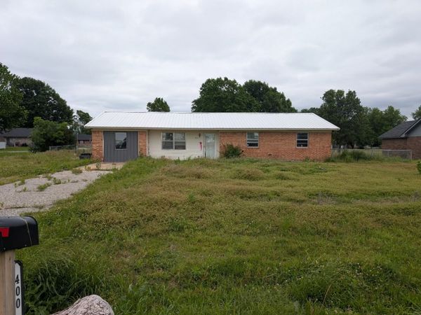 400 S County Line , Allen, OK 74825