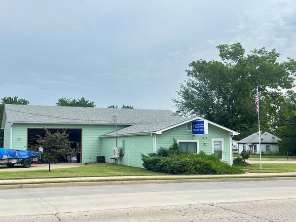 910 W Hensley Boulevard, Bartlesville, OK 74003
