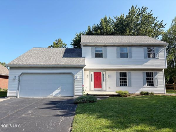 1446 Rosewood Drive, Bowling Green, OH 43402