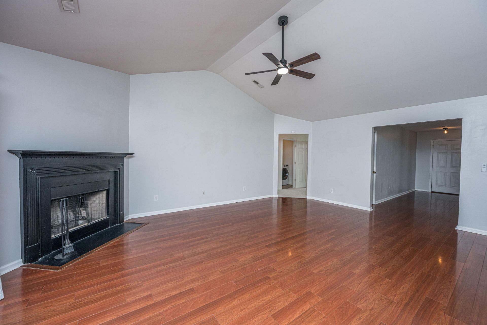5056 Carrington Court Photo 12