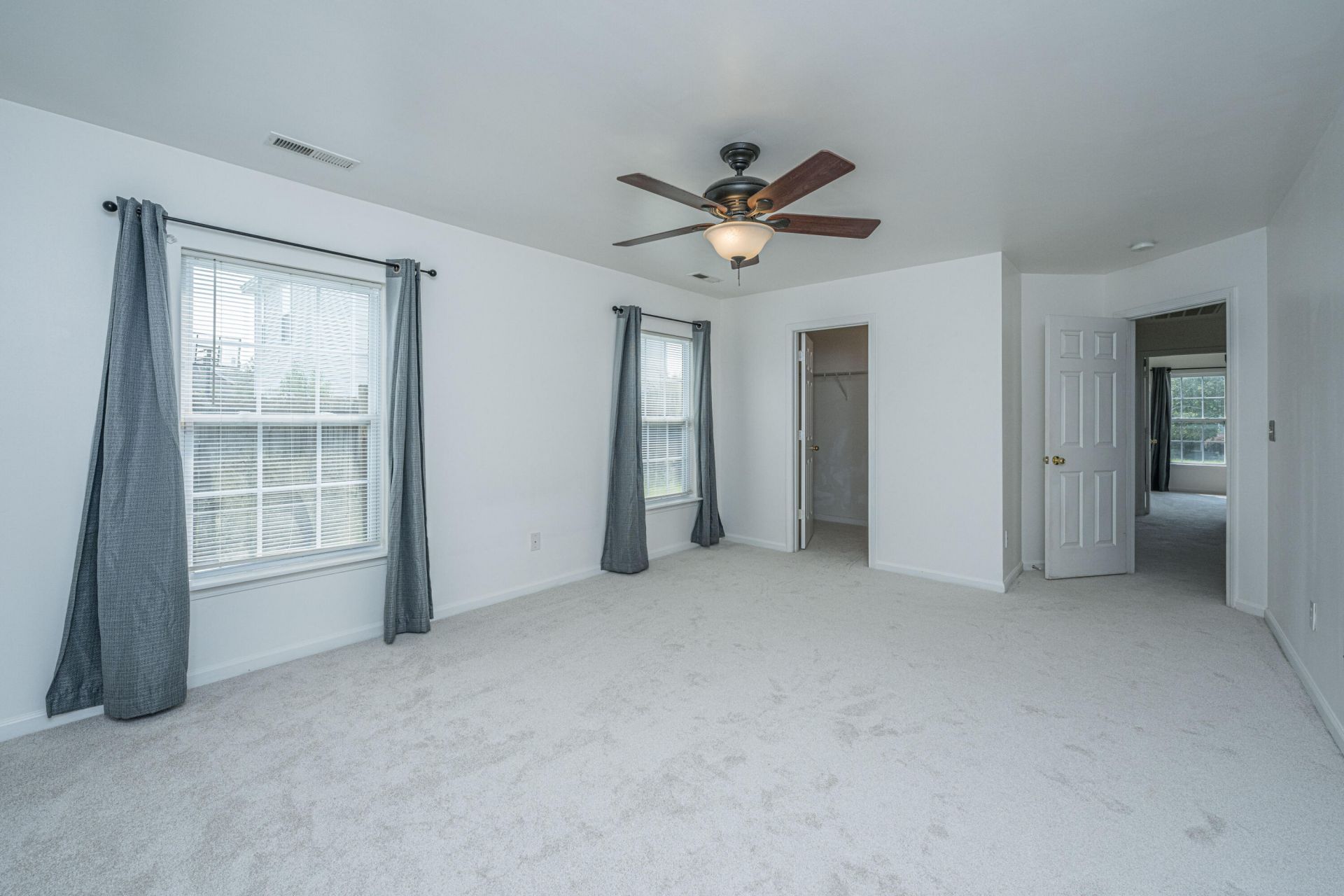5056 Carrington Court Photo 19