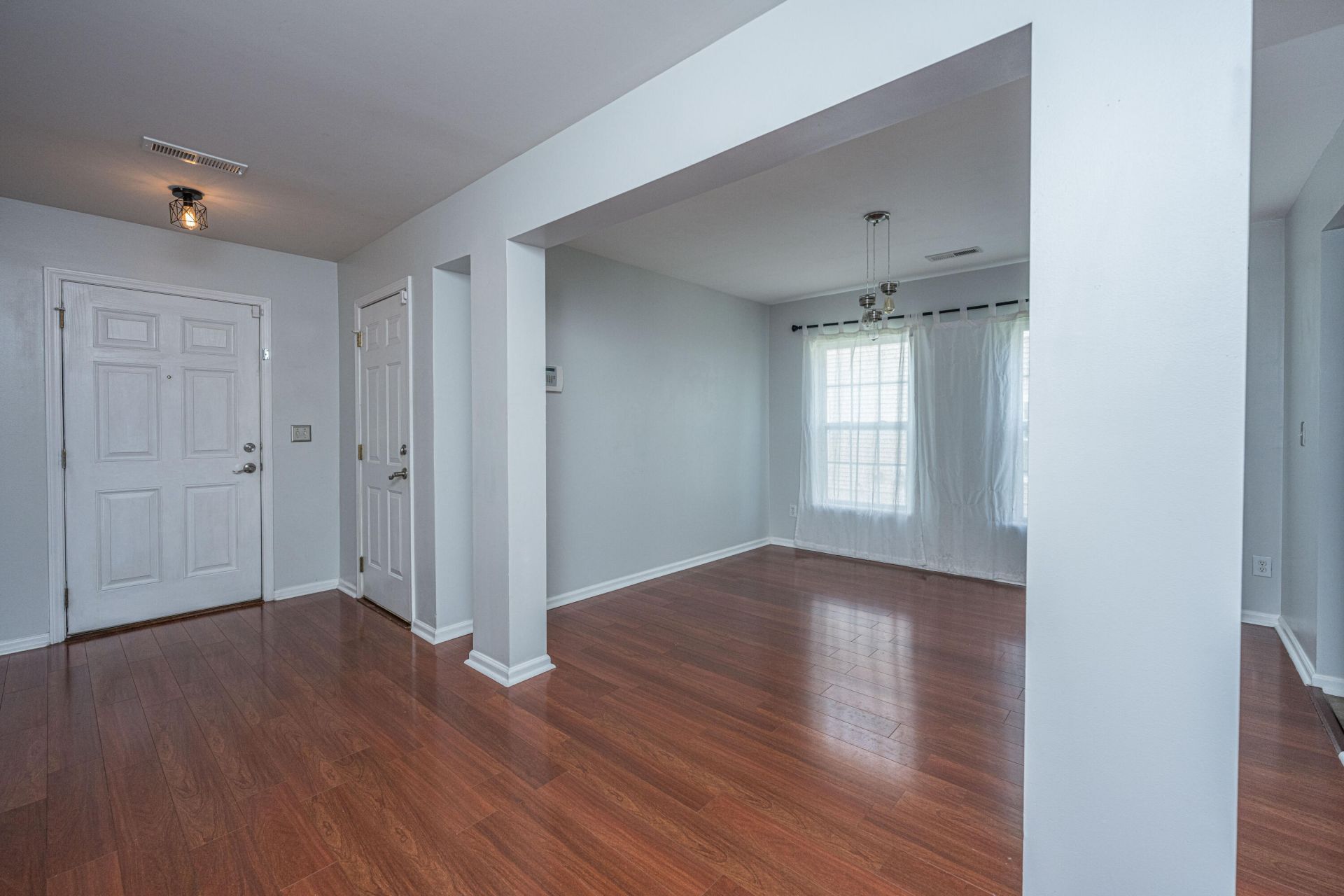 5056 Carrington Court Photo 4