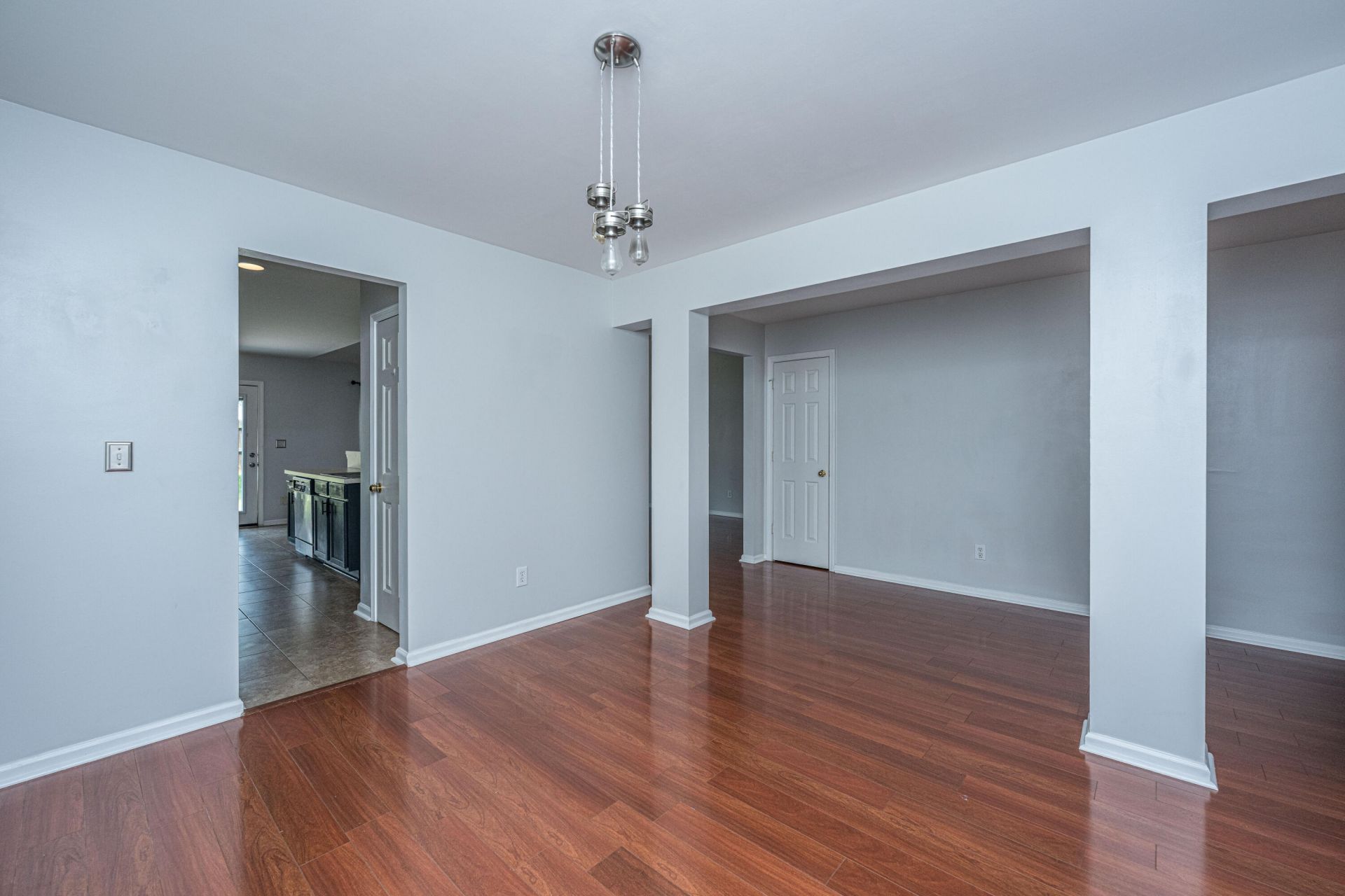 5056 Carrington Court Photo 8