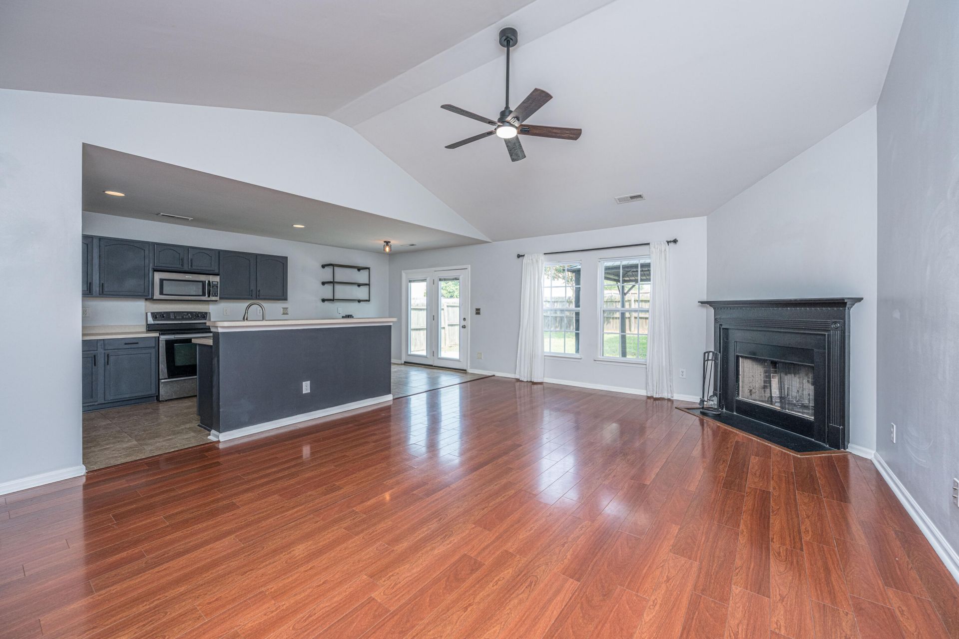 5056 Carrington Court Photo 9