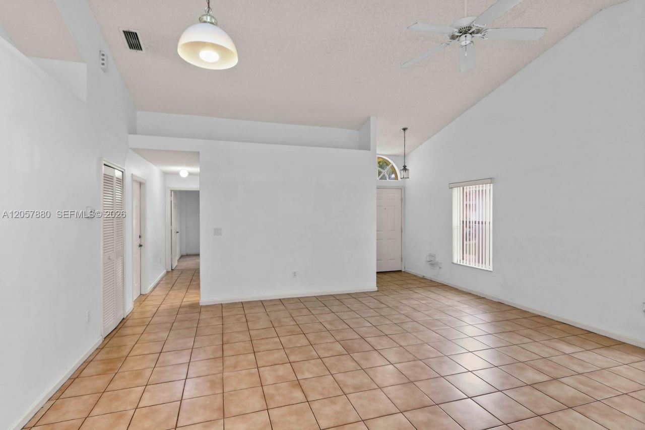 467 SE 20th Dr , Homestead, FL 33033 Photo