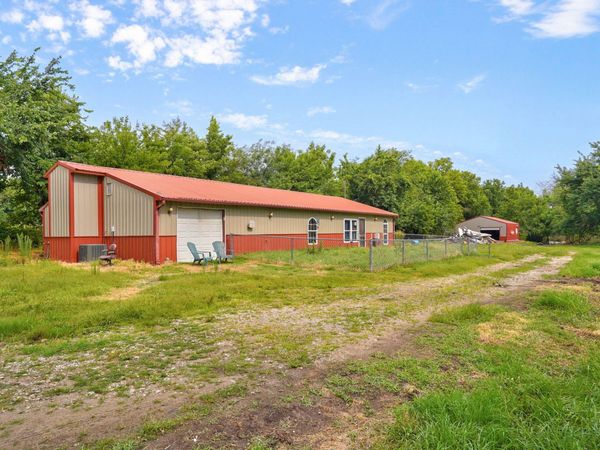 5940 Lawrence 1135 , Miller, MO 65707