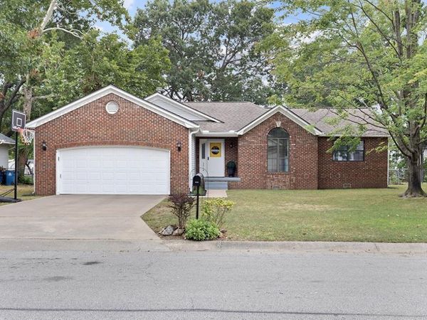 3510 Ridge Drive, Joplin, MO 64801