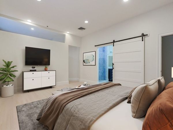 515 Centre, Unit 2, Newton, MA 02459