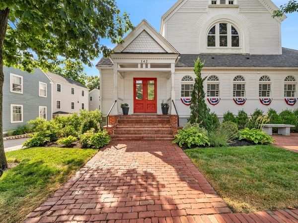 142 Main St, Unit 4, Amesbury, MA 01913